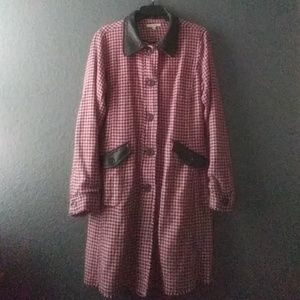 Houndstooth trench